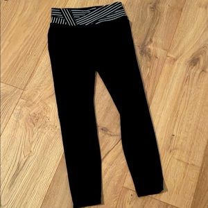 Lululemon wunder under